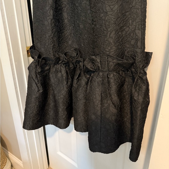Elliatt Black Formal Dress - Picture 5 of 10